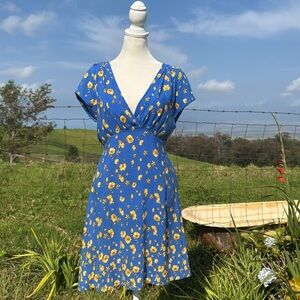 FREE PEOPLE Y2K Blue Yellow Floral Mini Dress 
Flawed   Size 4